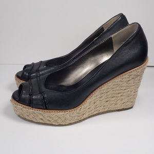 Banana Republic Wedge Sandals w/ peep toe Size 8.5